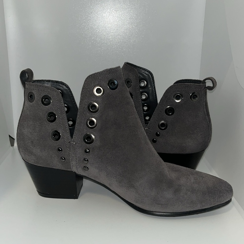 Sam Edelman Grey Suede Rubin Studded Grommet Ankle Bootie Women’s Size 6 - Picture 8 of 11